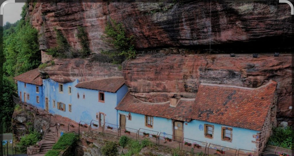 Activités en Alsace Bossue - Maisons des Rochers à Graufthal à 19 minutes